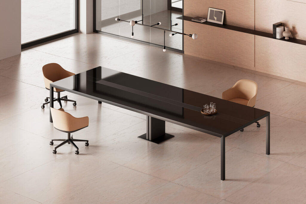 tavolo riunione in metallo verniciato antracite e piano in vetro nero con top access centrale